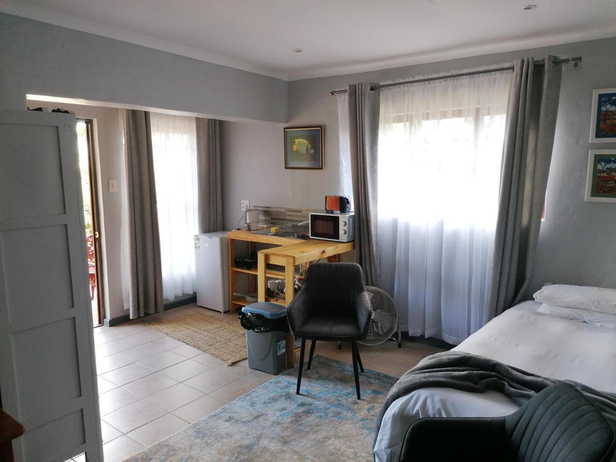 Aanhuizen Guest House 수웰런댐 외부 사진