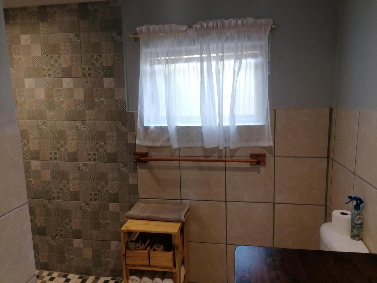 Aanhuizen Guest House 수웰런댐 외부 사진